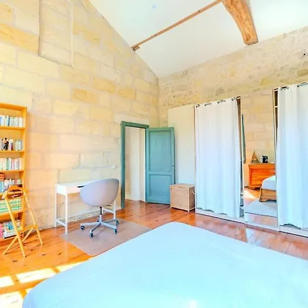 Au Puits Ancien Maison En Pierre Avec Piscine Proche Bordeaux *