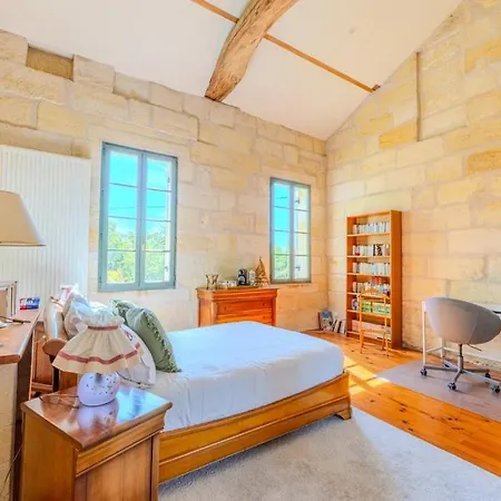 Au Puits Ancien Maison En Pierre Avec Piscine Proche Bordeaux Casa vacanze