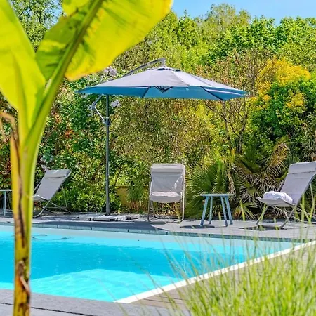 Au Puits Ancien Maison En Pierre Avec Piscine Proche Bordeaux *